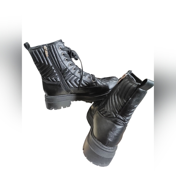 Marc Fisher Black Combat Moto Boots with Quilted Design - Picture 6 of 9